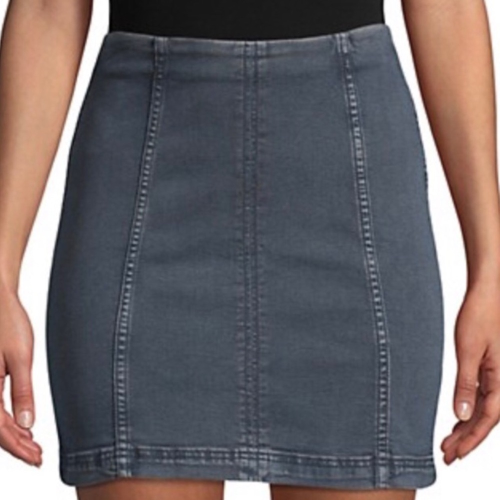 Free people denim mini skirt size 8